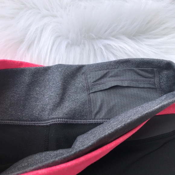 Lululemon Capri Cropped Leggings - Picture 2 of 8